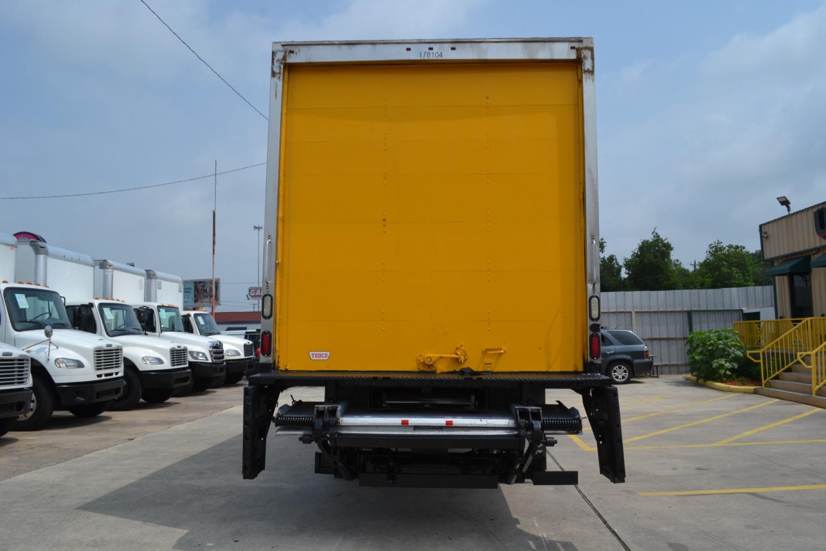 2017 YELLOW /BLACK FREIGHTLINER M2-106 with an CUMMINS ISB 6.7L 220HP engine, ALLISON 2200RDS AUTOMATIC transmission, located at 9172 North Fwy, Houston, TX, 77037, (713) 910-6868, 29.887470, -95.411903 - Photo#5